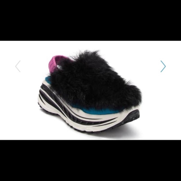 ugg fluffy runner trainer